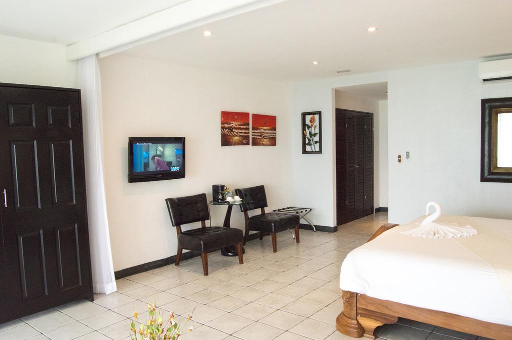 La Mansion Inn Manuel Antonio Exterior photo