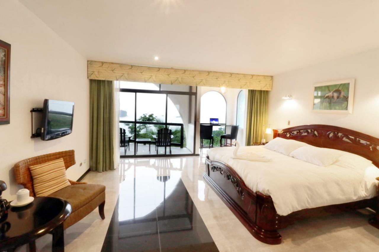 La Mansion Inn Manuel Antonio Exterior photo